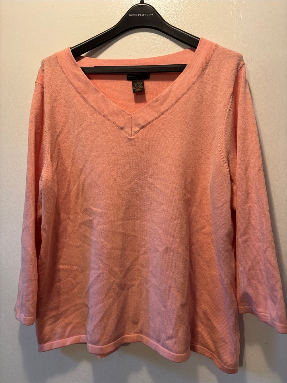 Peach V-Neck Lightweight Women's Pullover